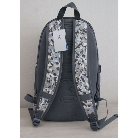 Jordan MA0923-782 Men's Sail Gray Jordan Jumpman Essentials Backpack - Picture 2 of 16